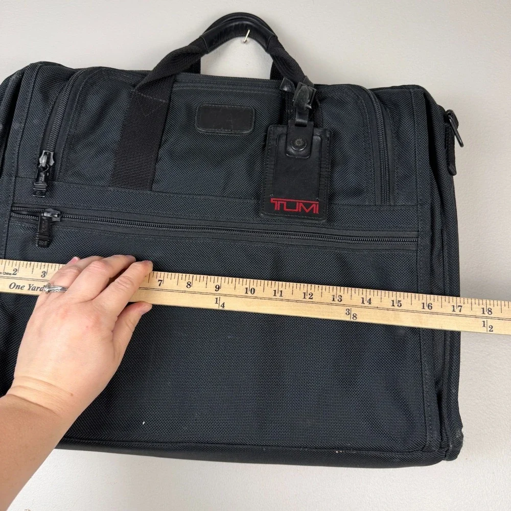 TUMI Briefcase Bag Men's Black Nylon Logo Patch Classic Top Handles Zip Pockets